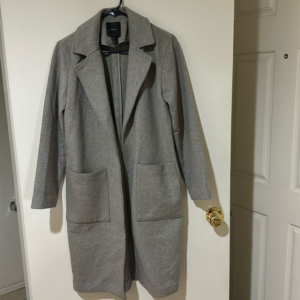 Forever 21 Women's Gray coat size small